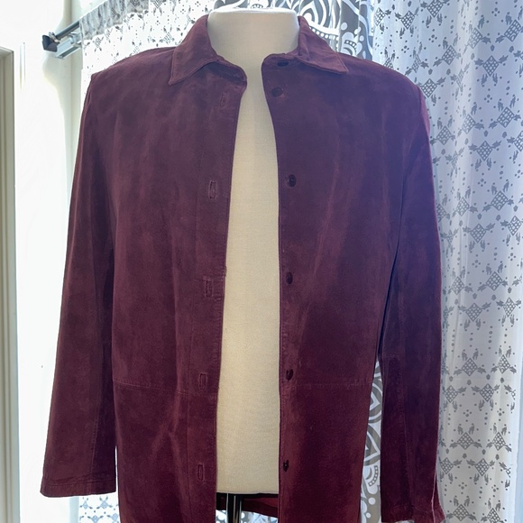 NWOT/EUC- men’s medium plum 100% leather shirt jacket